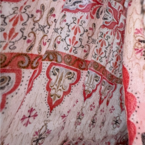 Rebellion Red and Cream Paisley Boho Asymmetrical Bell Sleeve Dress 100% Rayon - Picture 16 of 16